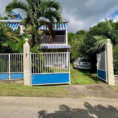 Gite Chez Marie Сен-Клод Экстерьер фото